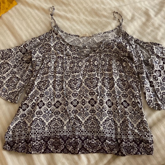 Cold Shoulder Bell Sleeve top - Picture 1 of 3